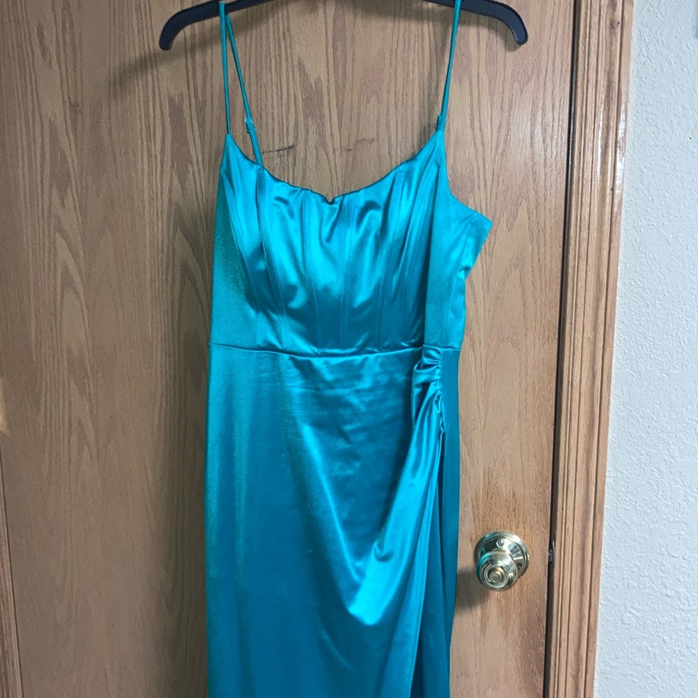 Emerald Green Prom Dress